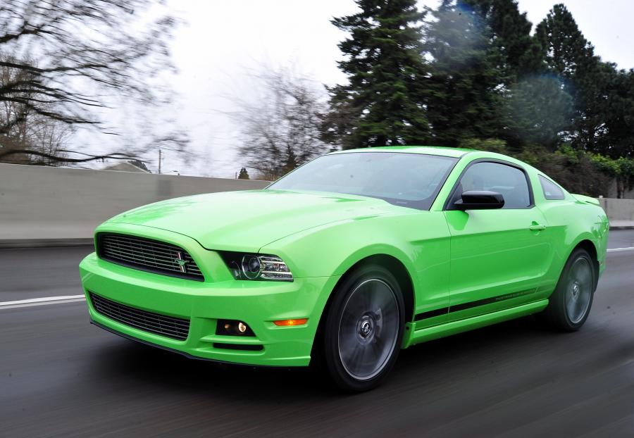  Ford Mustang V6 2012 года  (фото 51 из 133)